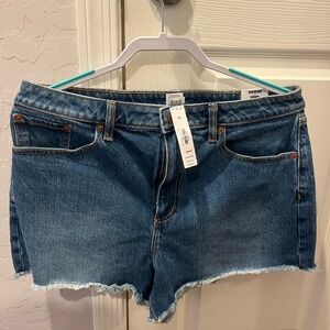Victoria’s Secret High Rise Cut-Off Shorts – Brand New with Tags